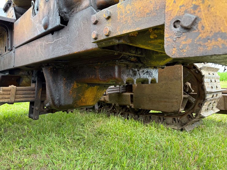 caterpillar-d6-image-25