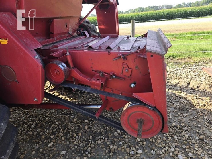 1992-case-ih-1660-image-3