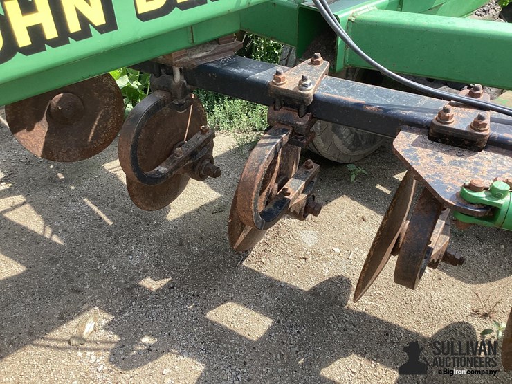 john-deere-2700-image-13