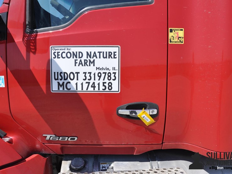 2019-kenworth-t680-image-16