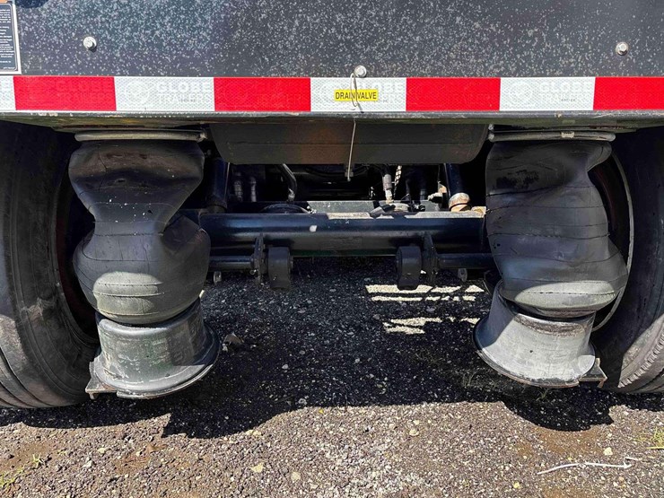 2022-globe-lowboy-image-20