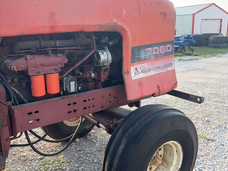 allis-chalmers-7060-image-11