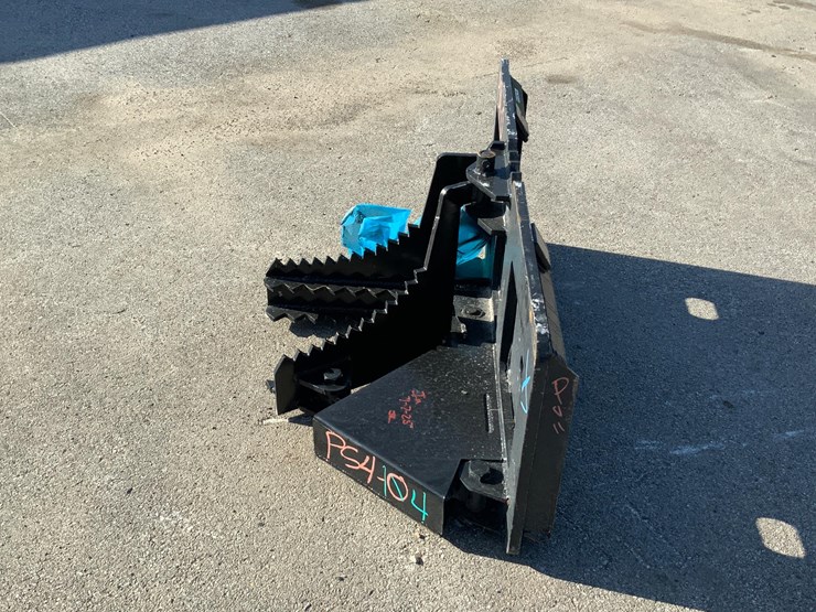 skid-steer-post-puller-attachment-image-8