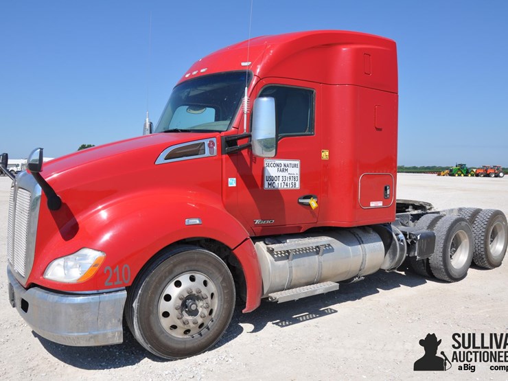 2019-kenworth-t680-image-1