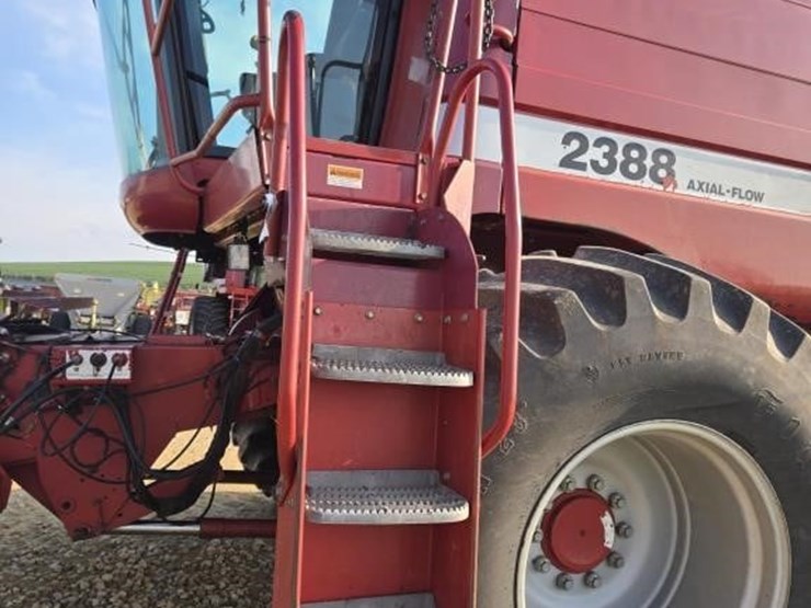 2000-case-ih-2388-image-23