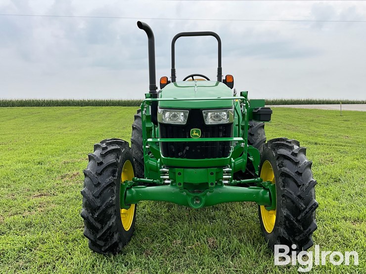 2023-john-deere-5067e-image-2
