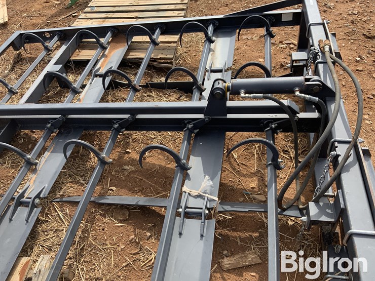 long-8-pack-bale-grabber-image-12