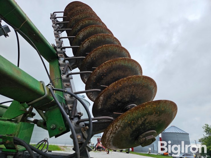 john-deere-630-image-18