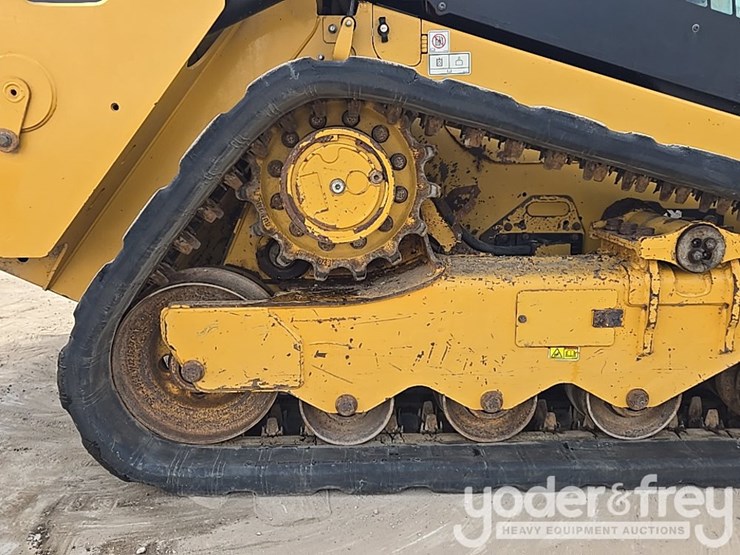 2022-caterpillar-259d3-image-25
