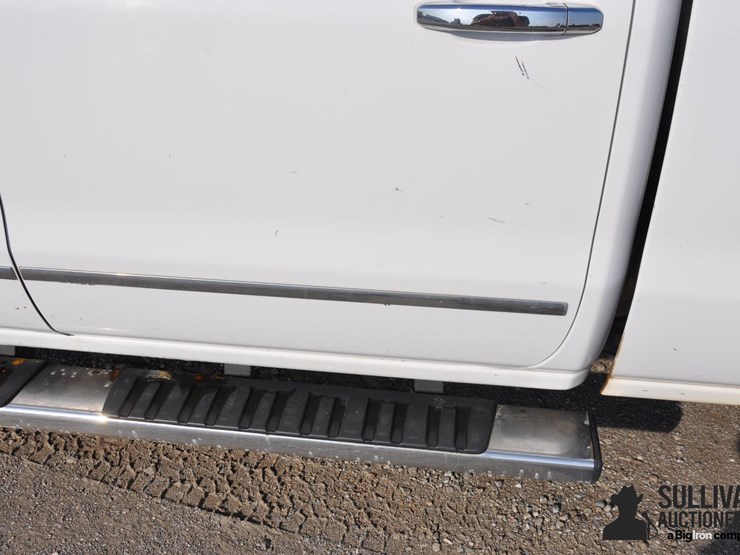 2015-chevrolet-2500-image-18