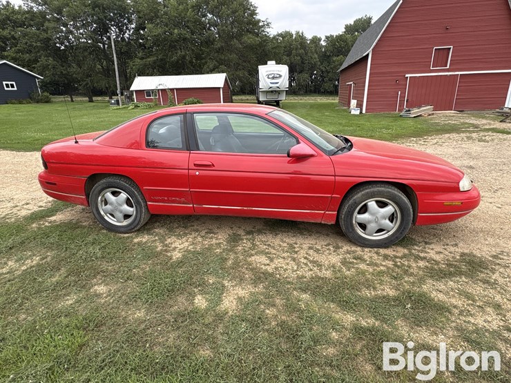 1999-chevrolet-monte-carlo-2-door-car-image-4