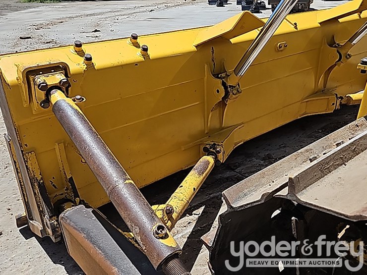 2021-komatsu-d65px-18-image-26