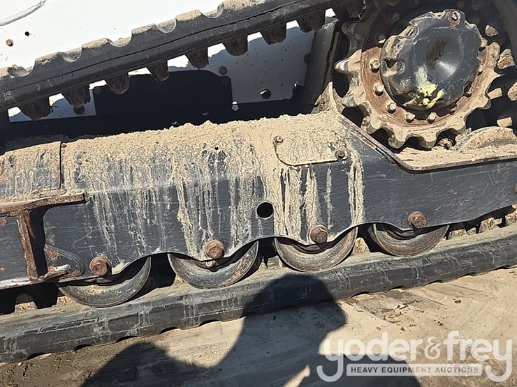2019-bobcat-t590-image-18
