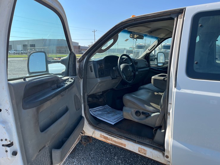 2007-ford-f450-image-15