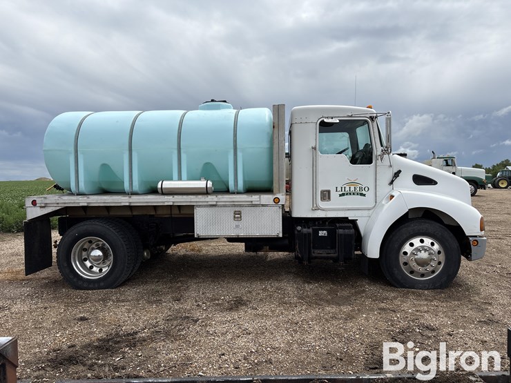 2000-kenworth-t300-image-4