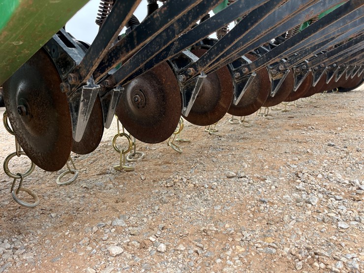 john-deere-8300-image-5