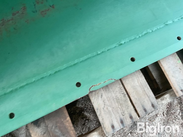 john-deere-148-image-13