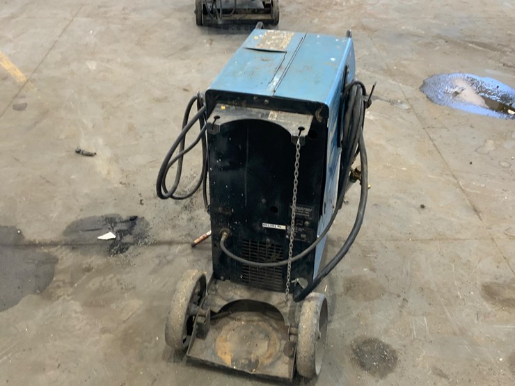 miller-millermatic-350-wire-feed-welder-image-5