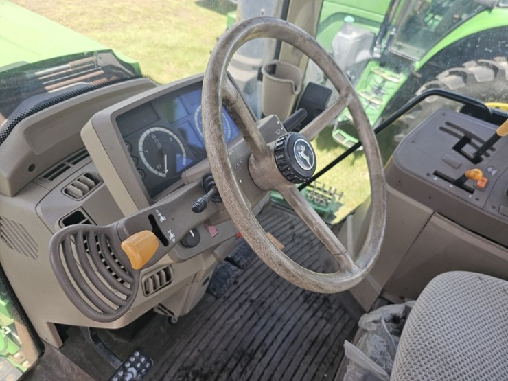 john-deere-6175m-image-12
