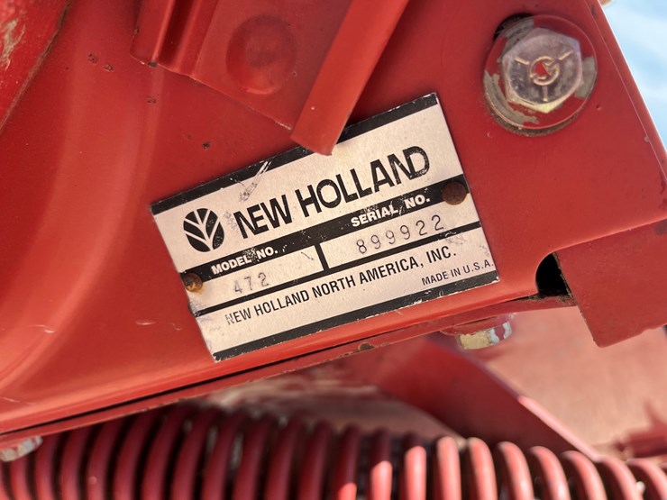 new-holland-472-image-12