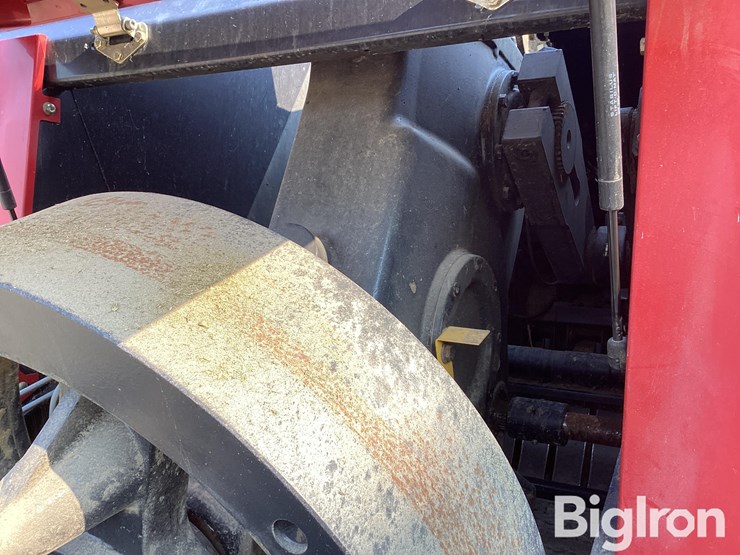 new-holland-bb940a-image-12