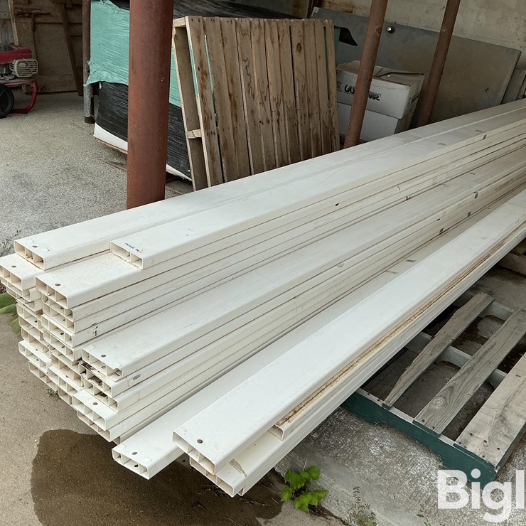 Vinyl Fencing
