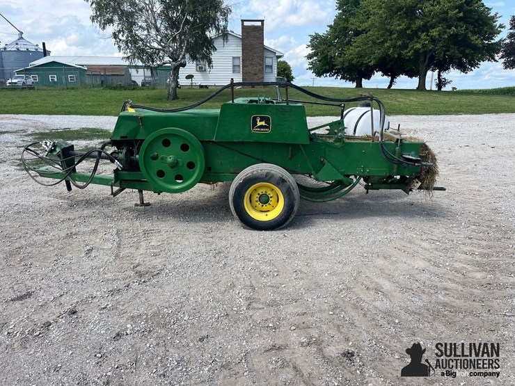 john-deere-337-image-7