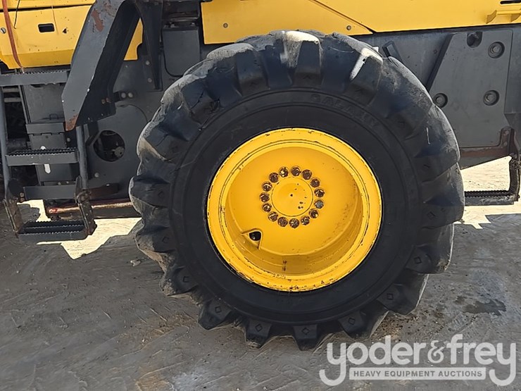 2017-komatsu-wa320-8-image-5