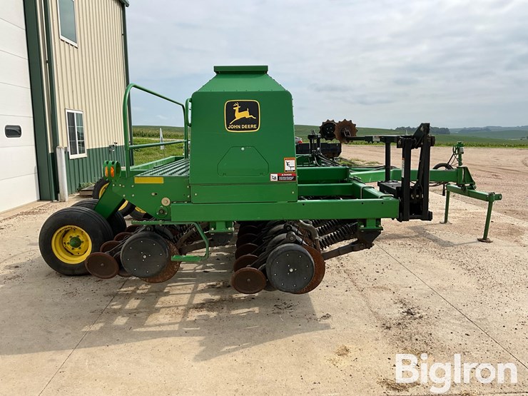 1999-john-deere-1560-image-4