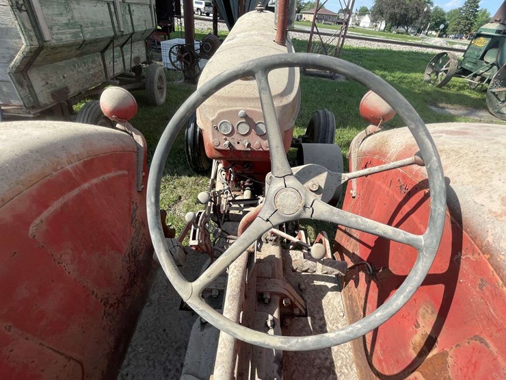 massey-harris-55-image-37