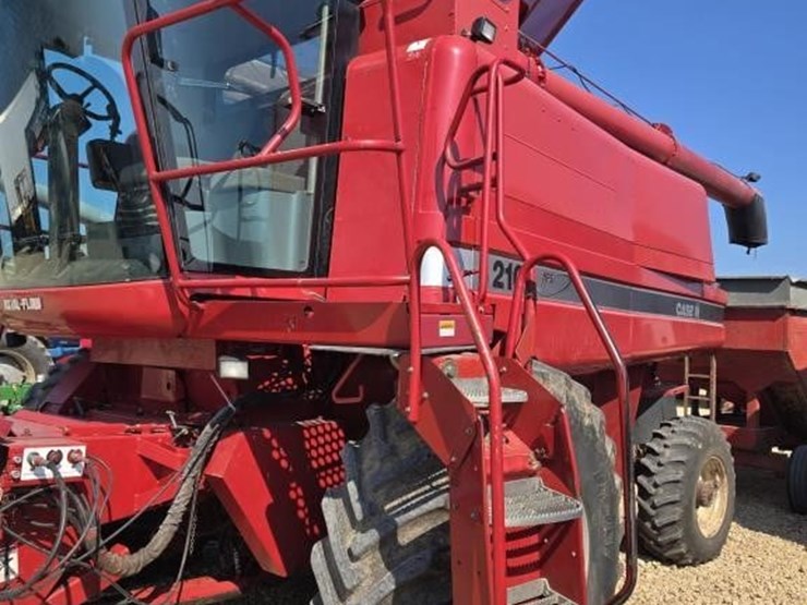 1997-case-ih-2166-image-28