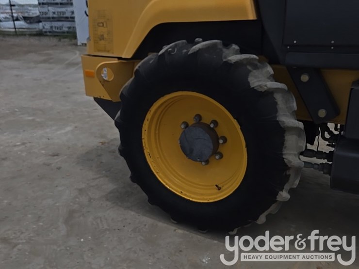 2017-volvo-sd45b-image-18