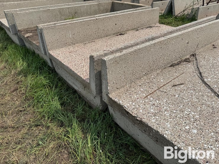 concrete-h-feed-bunks-image-15
