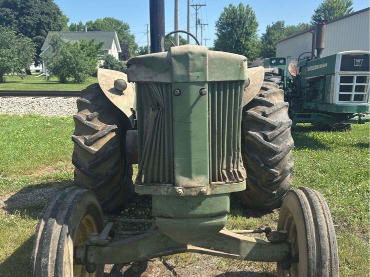 john-deere-720-image-8