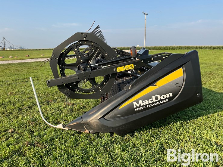 2015-mac-don-fd75-image-8