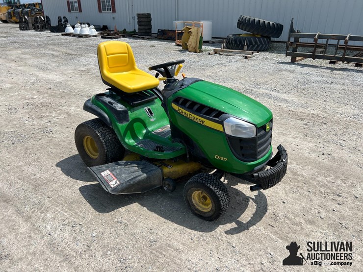 john-deere-d130-image-3