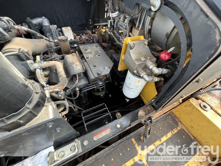 2021-komatsu-pc490-lc-11-image-15