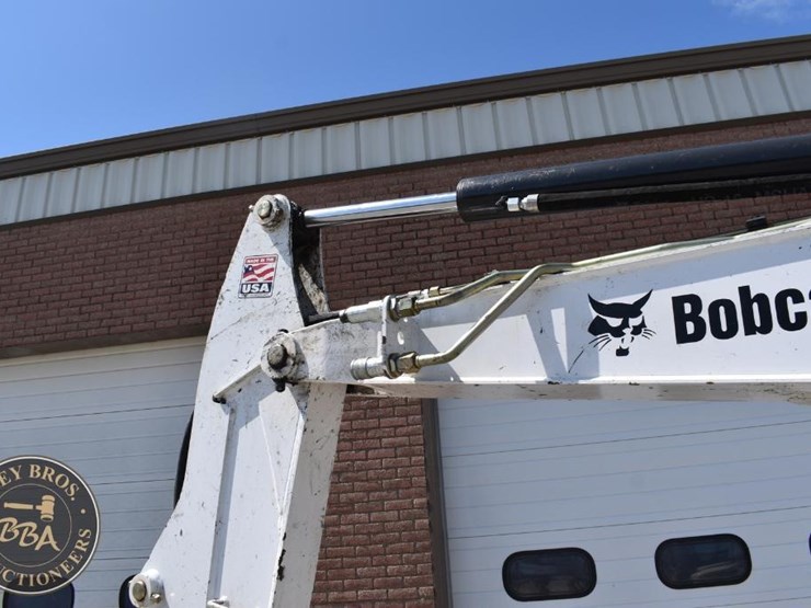 2014-bobcat-e35-image-26