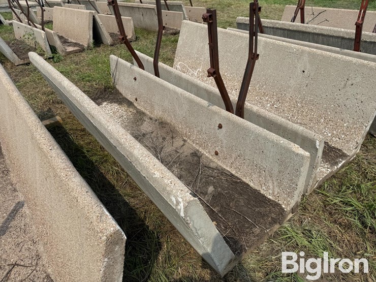 concrete-feed-bunks-image-16