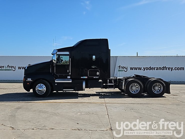 2007-kenworth-t600-image-3