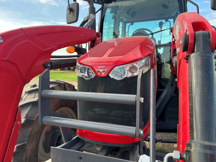 2019-massey-ferguson-6713-image-4