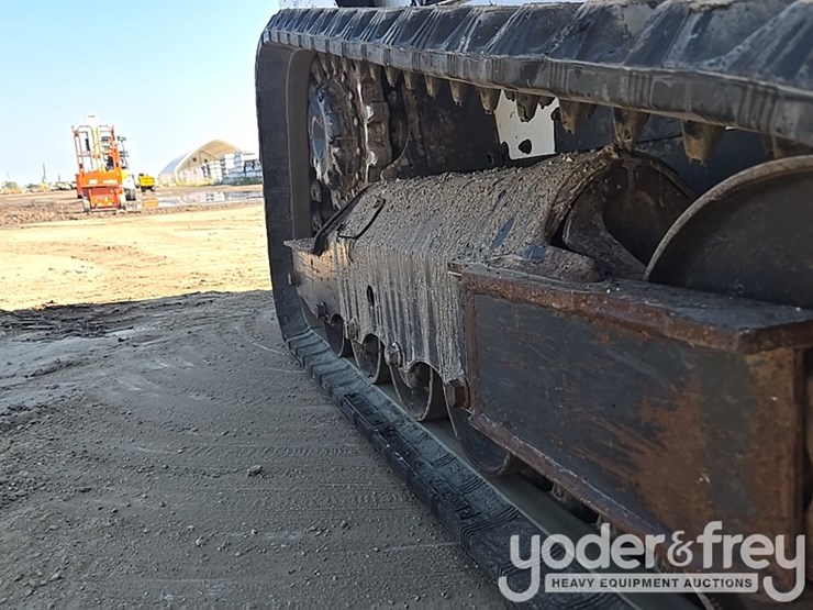 2019-bobcat-t590-image-25