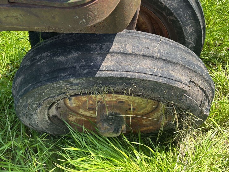 john-deere-730-image-12