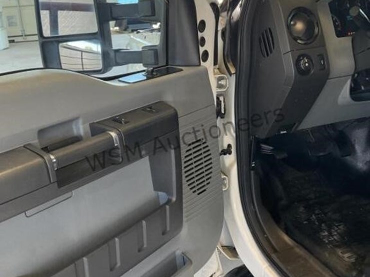 2012-ford-f350-image-23