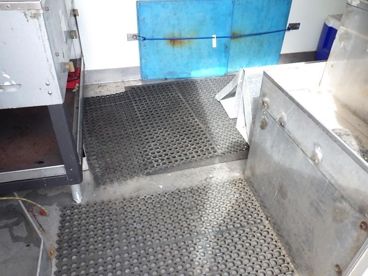 2000-cargo-wells-image-17