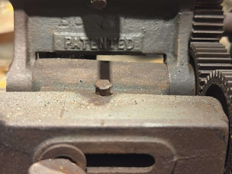 american-leather-splitter,-also-known-as-a-leather-skiver-or-cutter-image-8