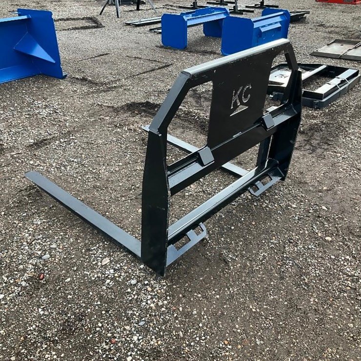 #1417 • 45" Skid Steer Fork Frame W/42in Forks