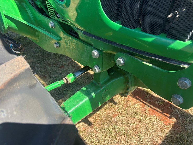 john-deere-6140d-image-21