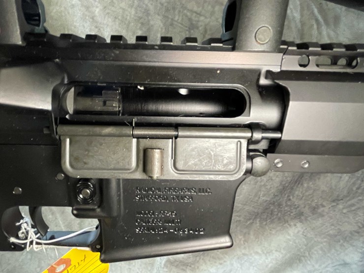 #4577-•-radical-firearms-ar-15-package-5.56-nato-semi-auto-rifle,-sn:-epg16v2-image-19