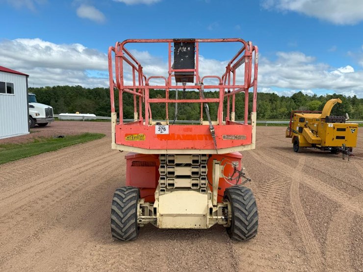 2000-jlg-260mrt-image-2
